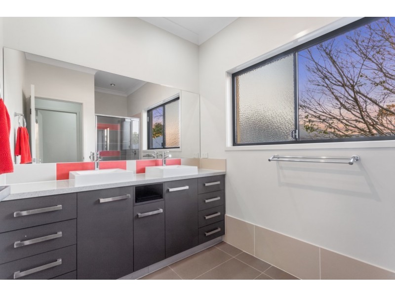 31 Mackie Street, Moorooka QLD 4105