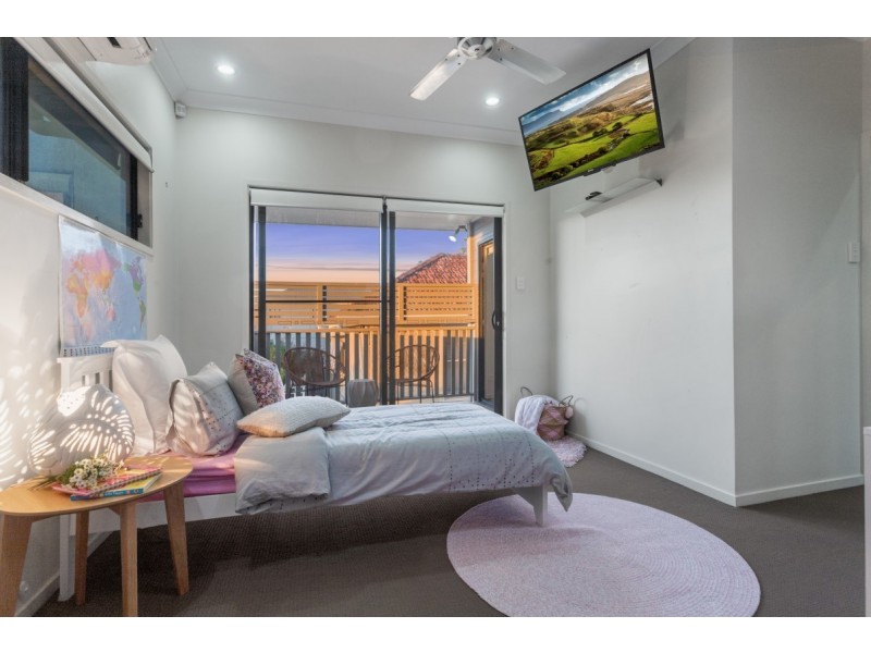 31 Mackie Street, Moorooka QLD 4105