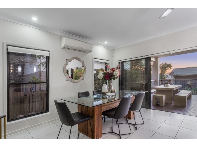 31 Mackie Street, Moorooka QLD 4105