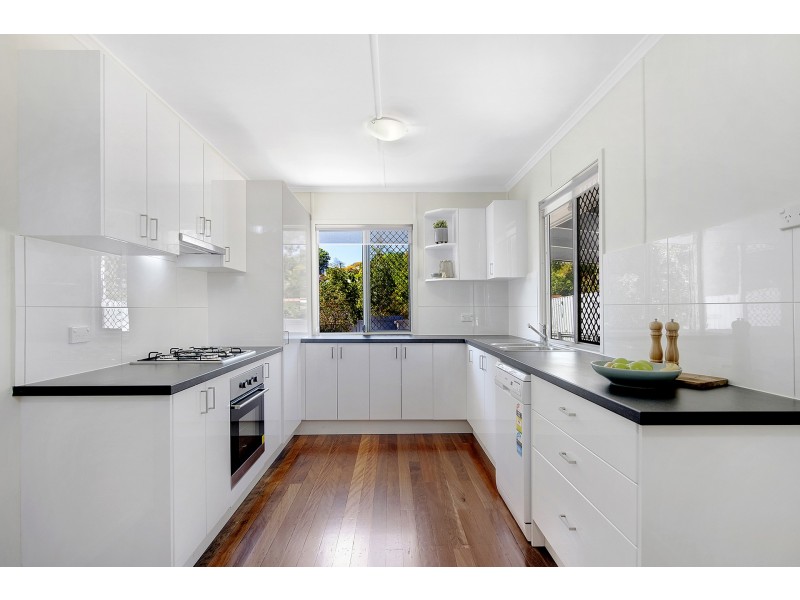 4 Caldon Street, Acacia Ridge QLD 4110