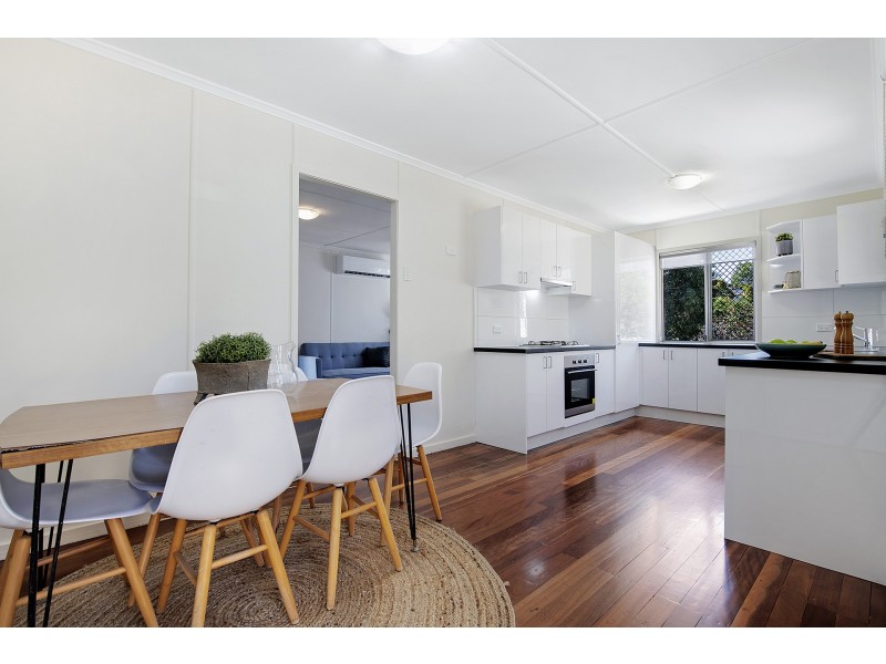 4 Caldon Street, Acacia Ridge QLD 4110