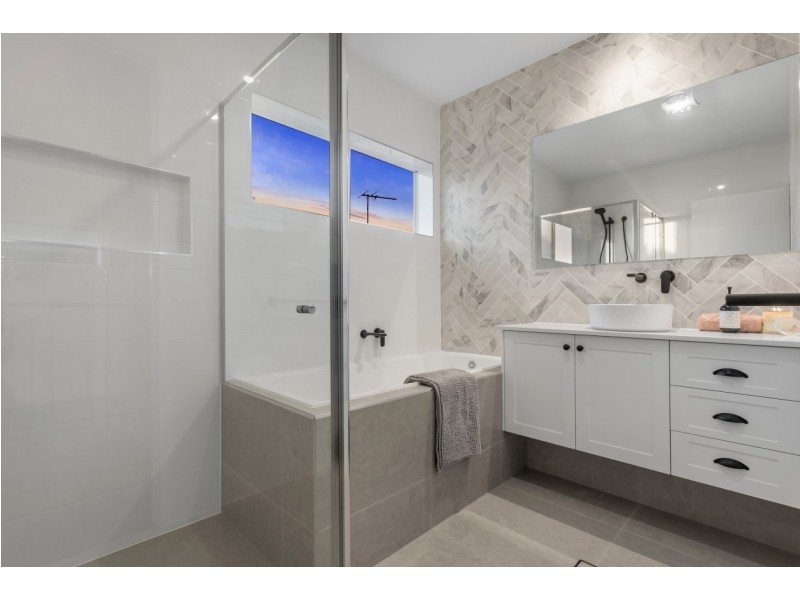 95 Lutzow Street, Tarragindi QLD 4121