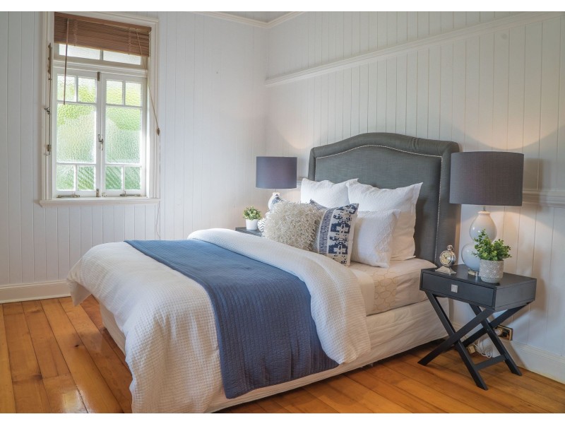 12 Taylor Street, Annerley QLD 4103