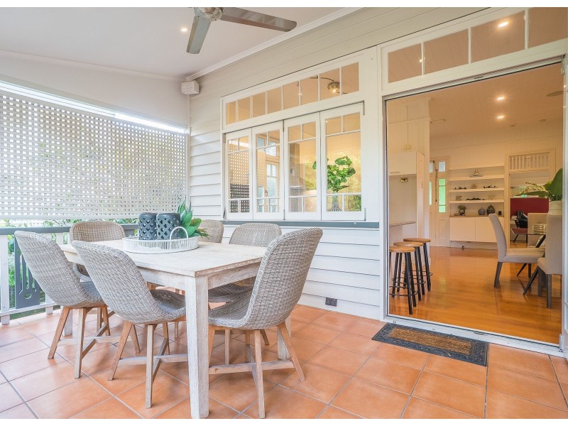 12 Taylor Street, Annerley QLD 4103