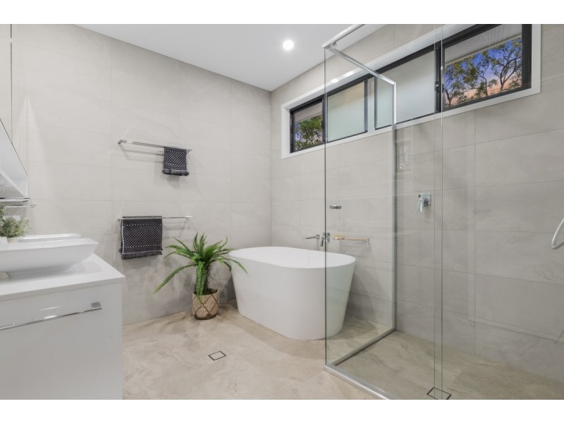 126A Laura Street, Tarragindi QLD 4121