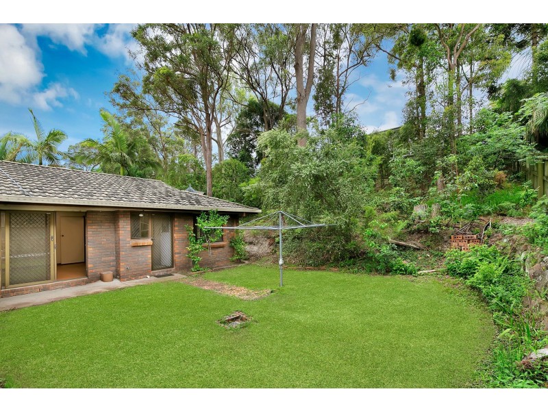 16 Rholanda Crescent, Springwood QLD 4127