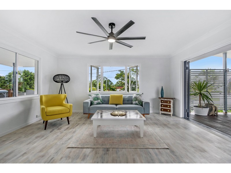 18 Arura Street, Mansfield QLD 4122