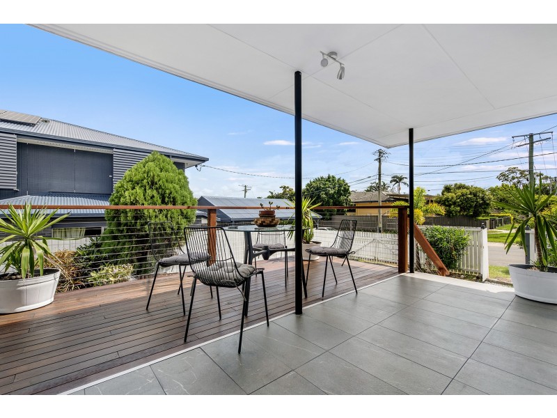 18 Arura Street, Mansfield QLD 4122