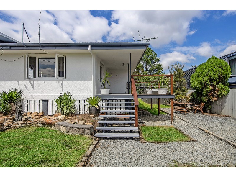 18 Arura Street, Mansfield QLD 4122