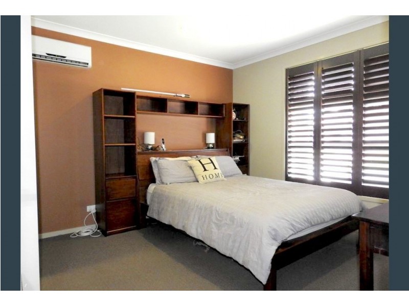 5 Dunne Street, Augustine Heights QLD 4300