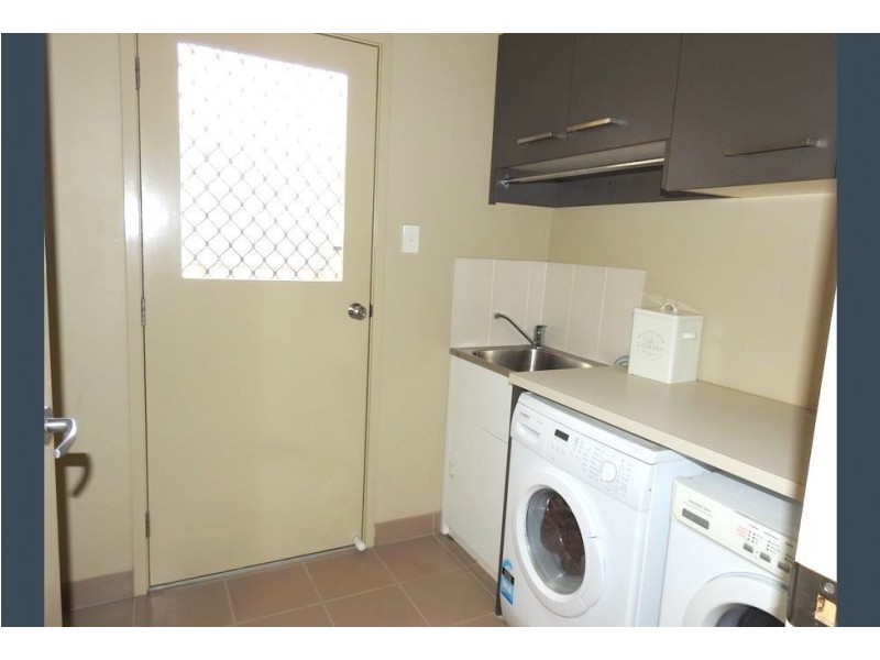 5 Dunne Street, Augustine Heights QLD 4300