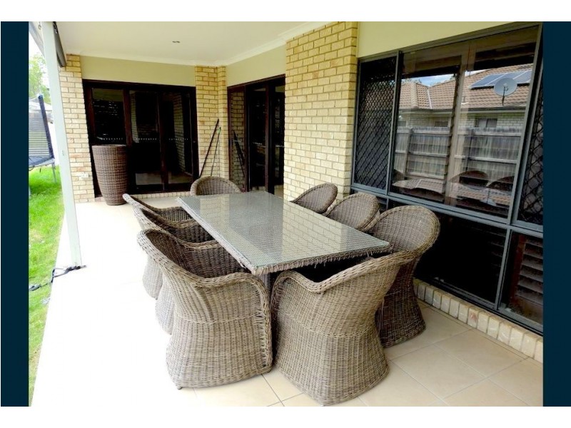 5 Dunne Street, Augustine Heights QLD 4300