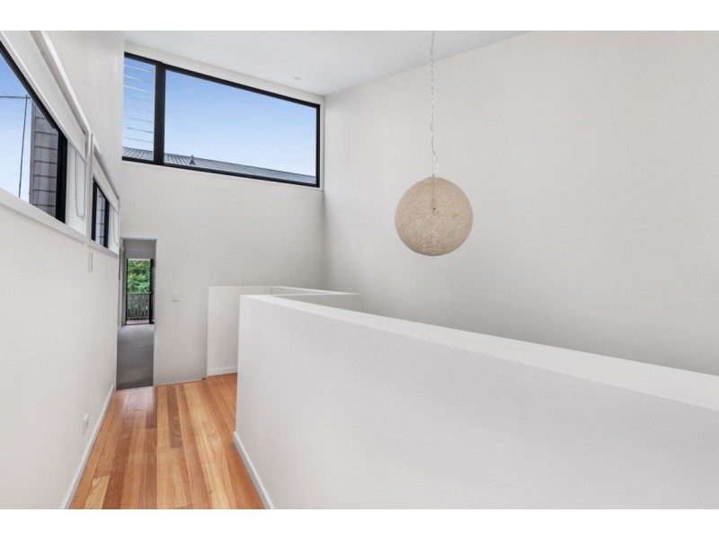 1/39 Lockhart Street, Woolloongabba QLD 4102