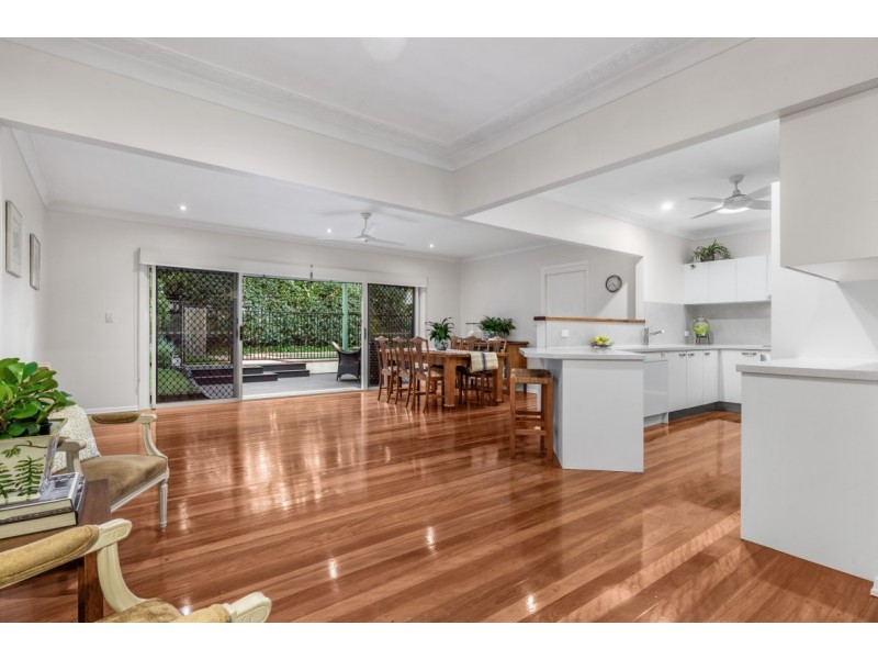 17 Cropthorne Street, Tarragindi QLD 4121