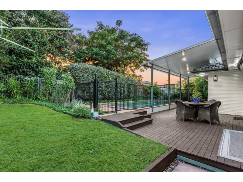 17 Cropthorne Street, Tarragindi QLD 4121