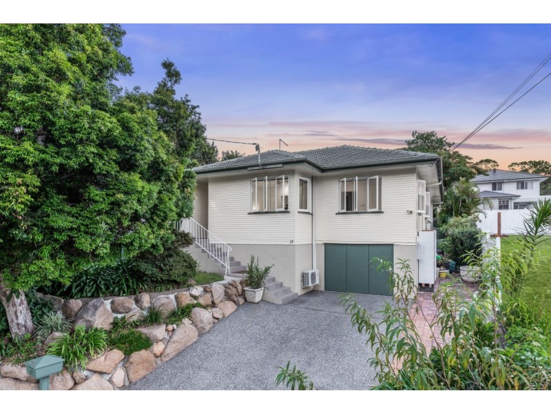 17 Cropthorne Street, Tarragindi QLD 4121