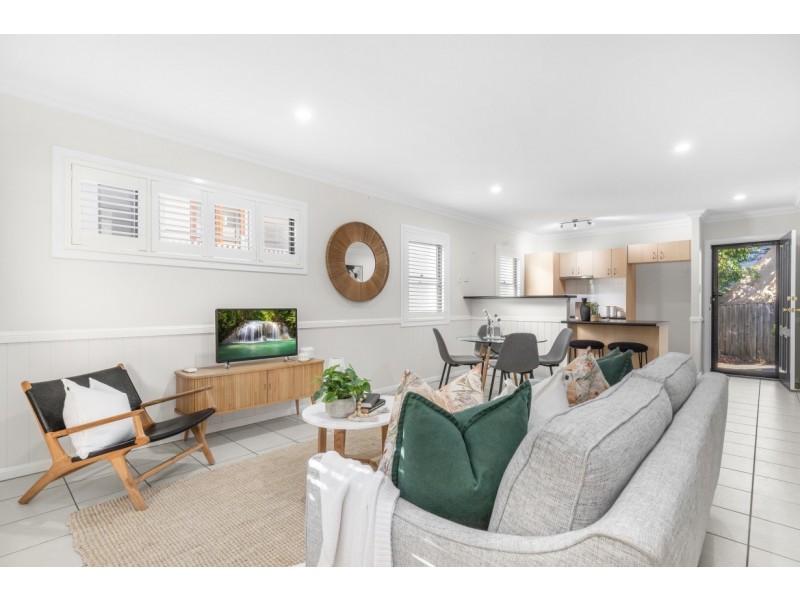 2/53 Hunter Street, Greenslopes QLD 4120