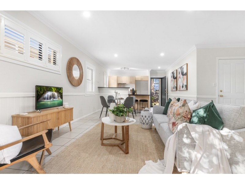 2/53 Hunter Street, Greenslopes QLD 4120