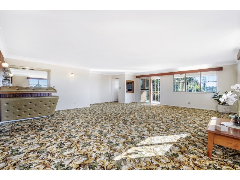 4 Fontaine Street, Stafford Heights QLD 4053