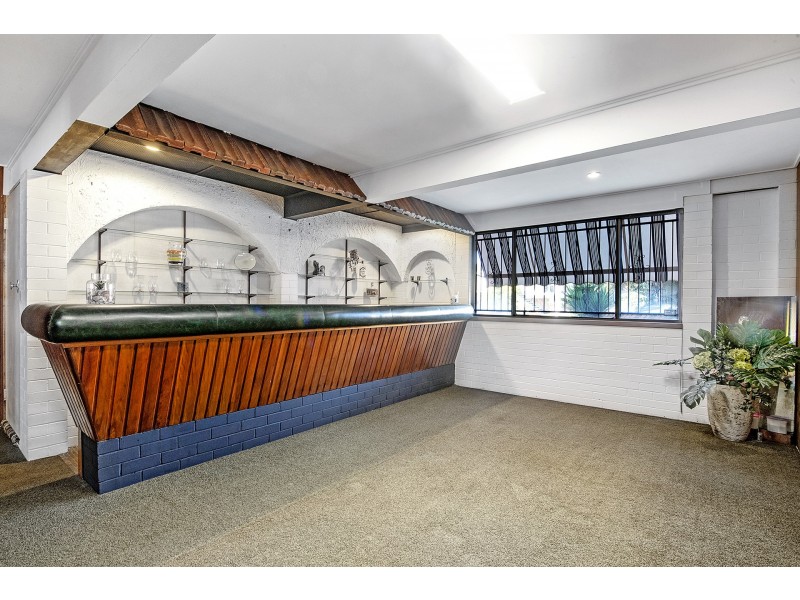 4 Fontaine Street, Stafford Heights QLD 4053