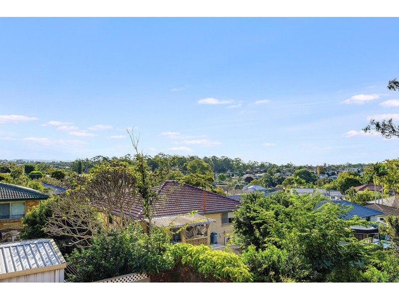 4 Fontaine Street, Stafford Heights QLD 4053