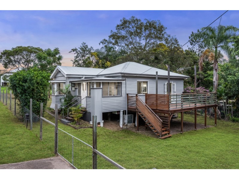 2 Cowley Street, Tivoli QLD 4305
