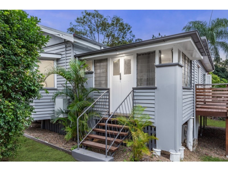 2 Cowley Street, Tivoli QLD 4305