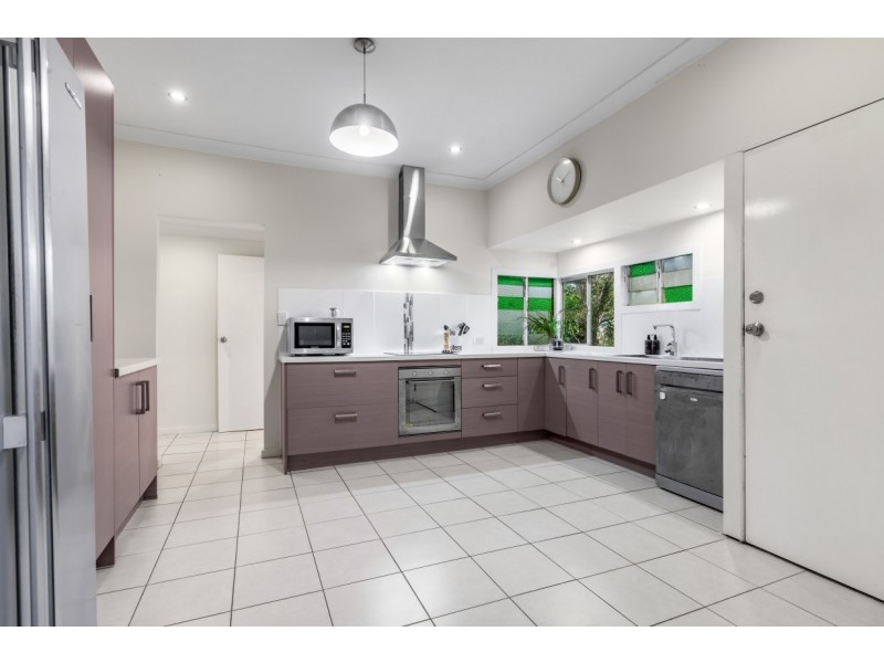 2 Cowley Street, Tivoli QLD 4305