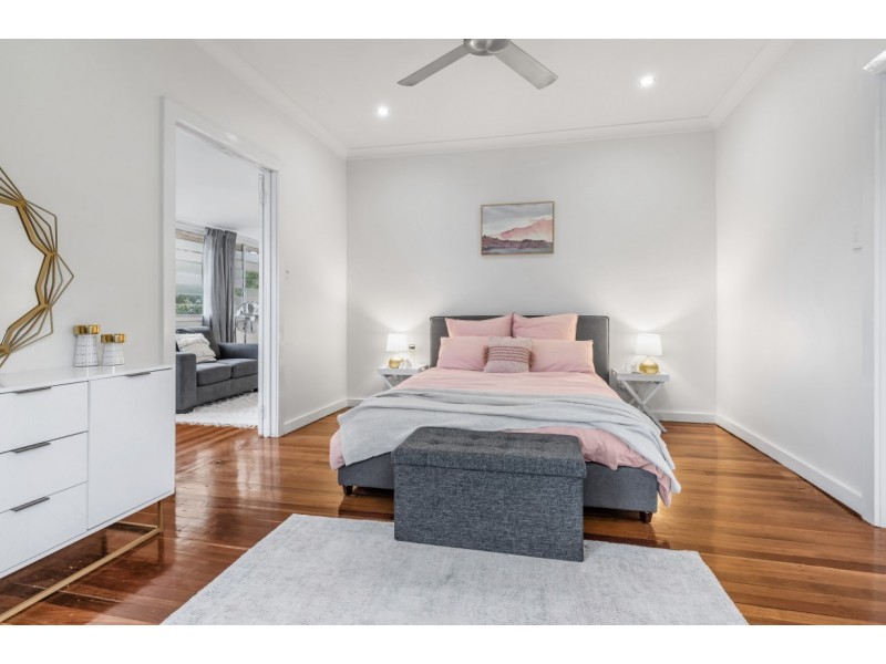 2 Cowley Street, Tivoli QLD 4305