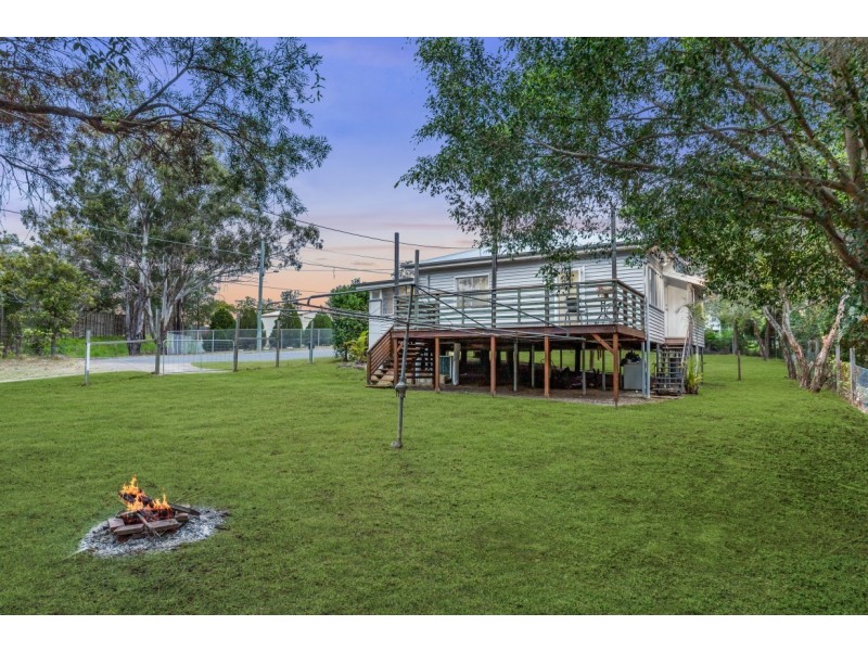 2 Cowley Street, Tivoli QLD 4305