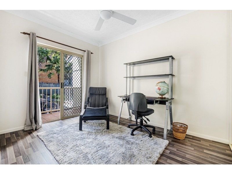 7/58 Mitre Street, St Lucia QLD 4067