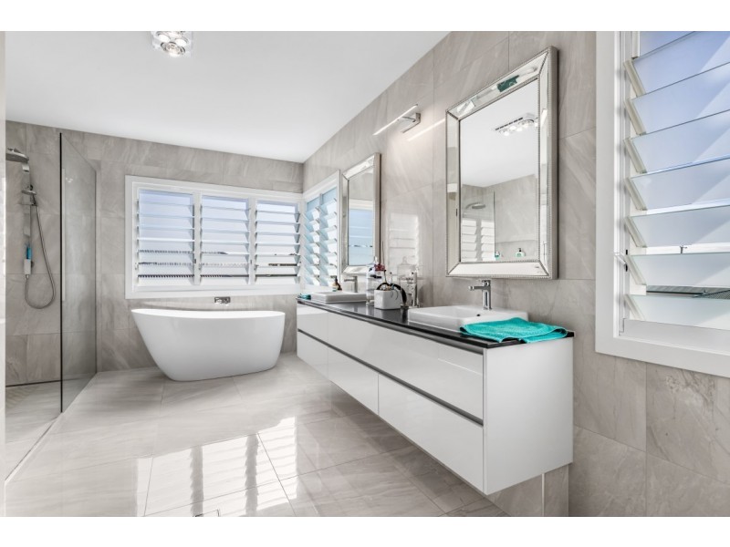 72 Lutzow Street, Tarragindi QLD 4121