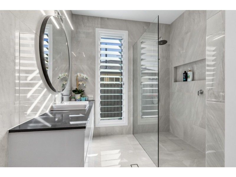 72 Lutzow Street, Tarragindi QLD 4121