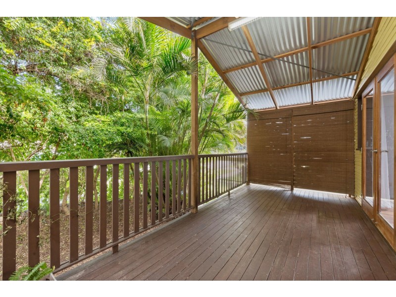 8 Dahlia Street, Cannon Hill QLD 4170