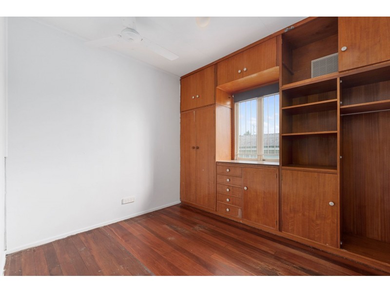 8 Dahlia Street, Cannon Hill QLD 4170