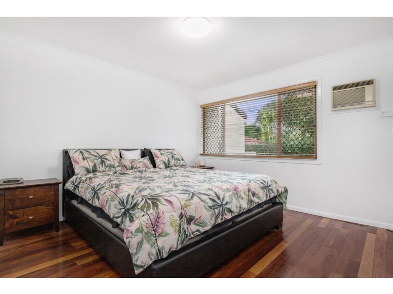 8 Gigas Court, Rochedale South QLD 4123