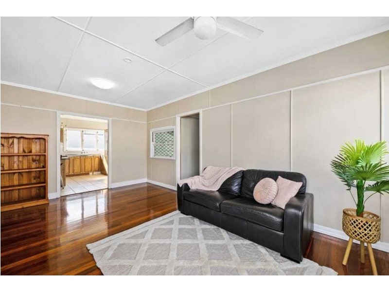 8 Maverton Street, Salisbury QLD 4107