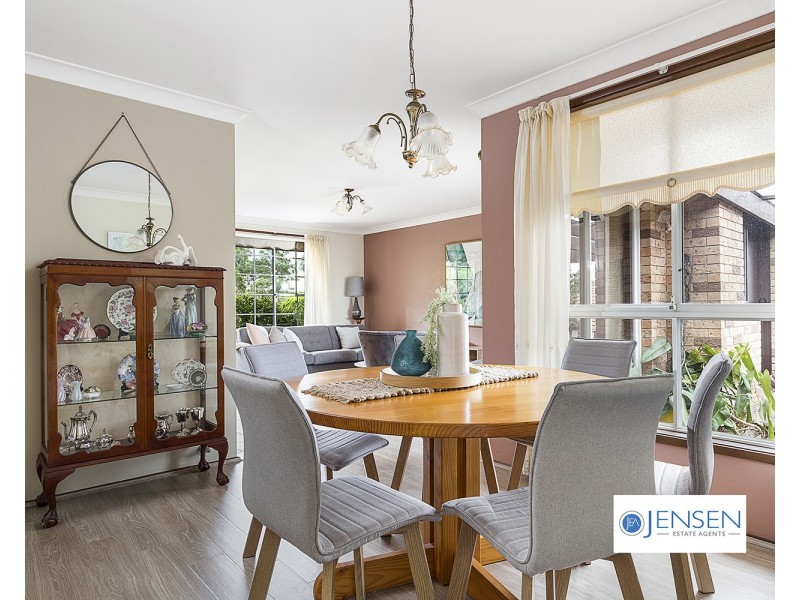 12 Salamander Grove, Baulkham Hills NSW 2153