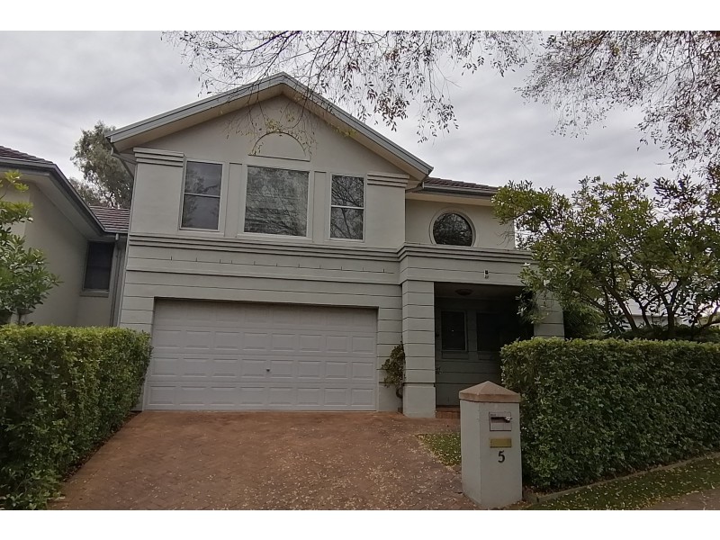 5 Goldfinch Crescent, Bella Vista NSW 2153