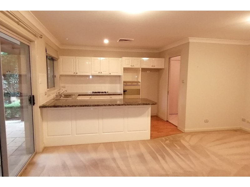 5 Goldfinch Crescent, Bella Vista NSW 2153