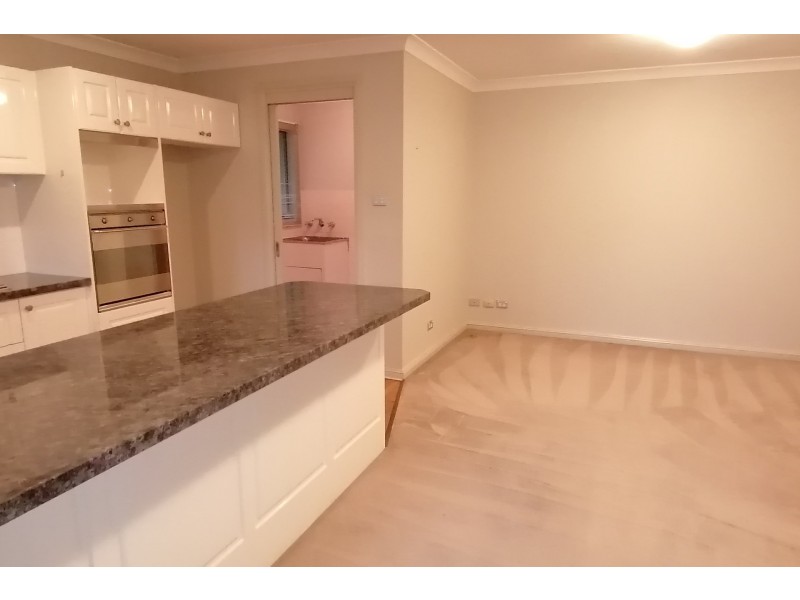 5 Goldfinch Crescent, Bella Vista NSW 2153
