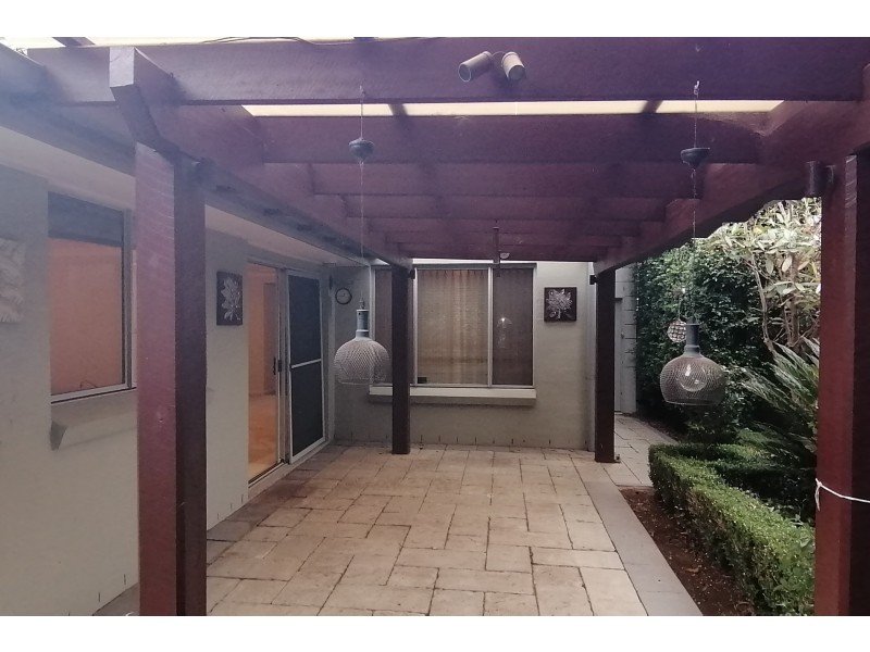5 Goldfinch Crescent, Bella Vista NSW 2153