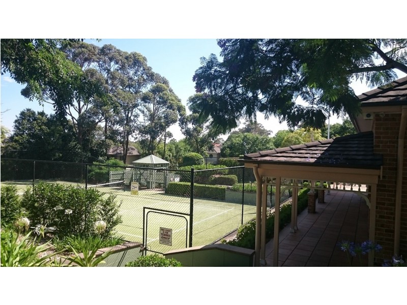 5 Goldfinch Crescent, Bella Vista NSW 2153