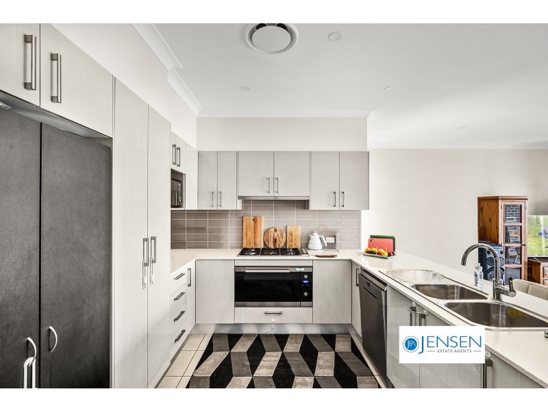 6 Reuben Street, Riverstone NSW 2765