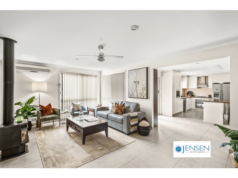 15 Guynsynd Street, Kellyville Ridge NSW 2155