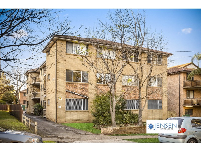 8/17 Caroline Street, Westmead NSW 2145