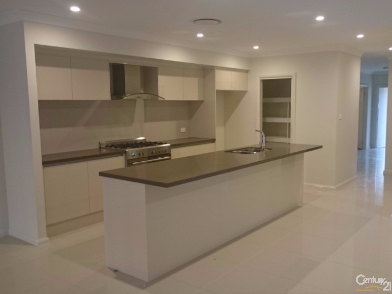 26 Woodburn Street, Colebee NSW 2761