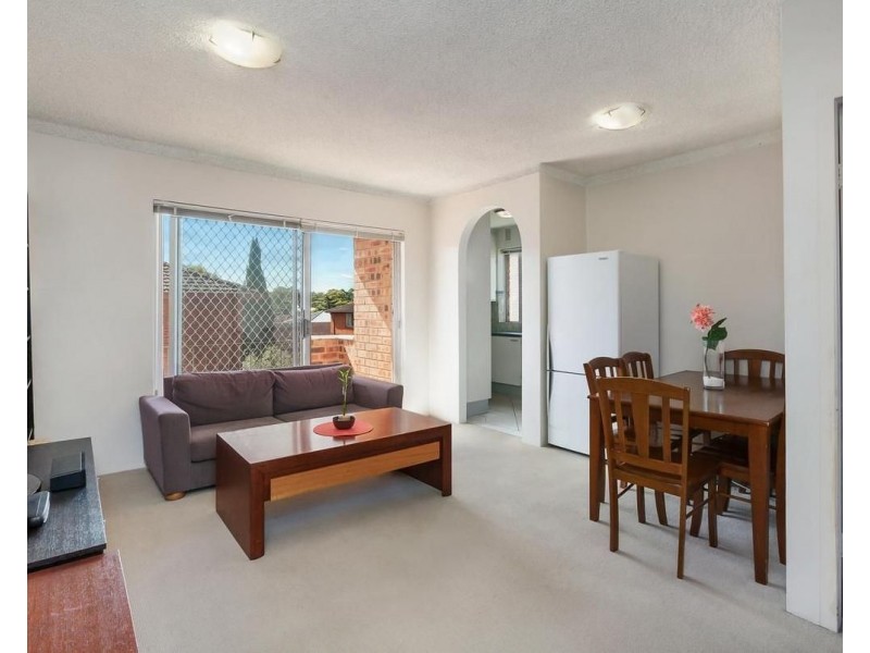 16/33 Meadow Crescent, Meadowbank NSW 2114