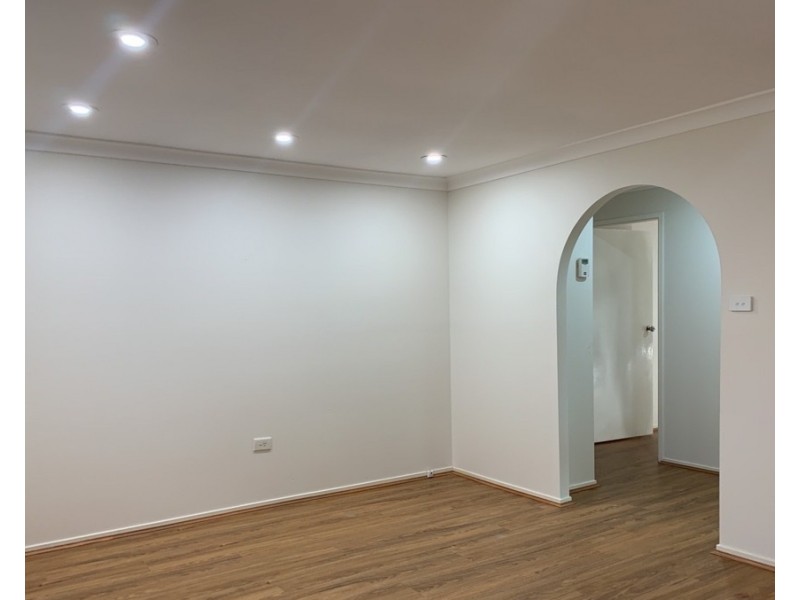 10 Hawkesworth Parade, Kings Langley NSW 2147