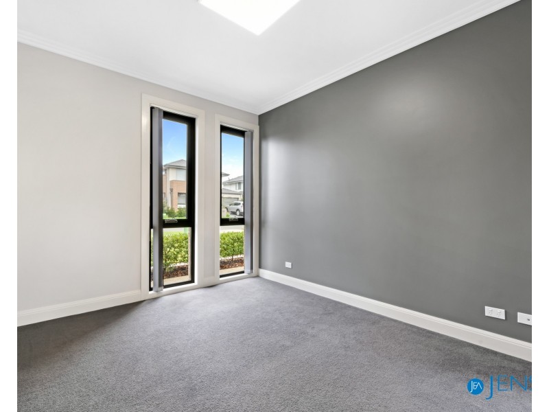 37 Annaluke Street, Riverstone NSW 2765